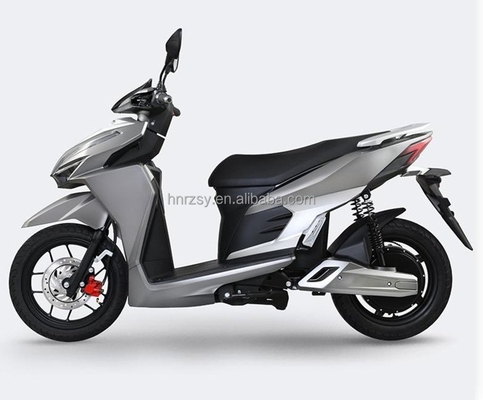 Motocicletta elettrica ad alta velocità 72v 2000w 2 persone Scooter a ciclomotore elettrico con dimensioni di 1958*470*1113mm e velocità di 60km/h