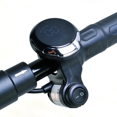 Capacità della batteria 10Ah 350w Scooters elettrici veloci Nero colore personalizzato 2 ruote Kick Electr Scooter Electrico Fold E-Scooter per adulti