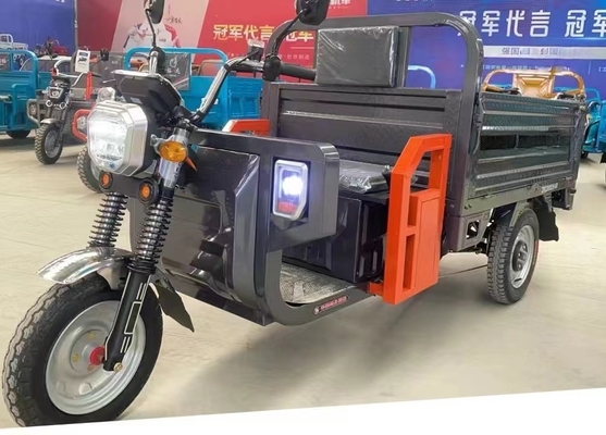 Triciclo elettrico da 1000 W per la distribuzione di merci e la consegna espressa Veicolo chiuso di grande capacità