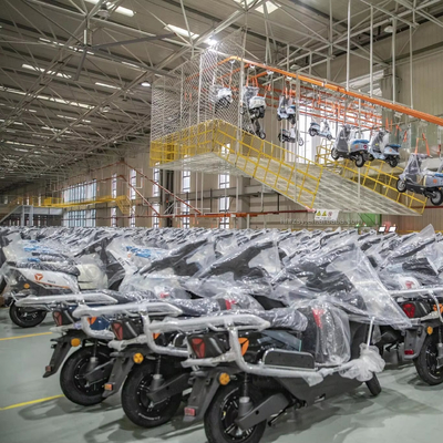 Motore di potenza di 8000w e batteria al litio Motociclette elettriche da corsa per adulti 1650*715*1000mm Carico 150kg