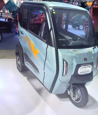 800W Motor Electric Motorcycle Tricycle per adulti 3 ruote 3.75-15 Dimensione del pneumatico Fronte del tamburo Sistema di freno del tamburo posteriore