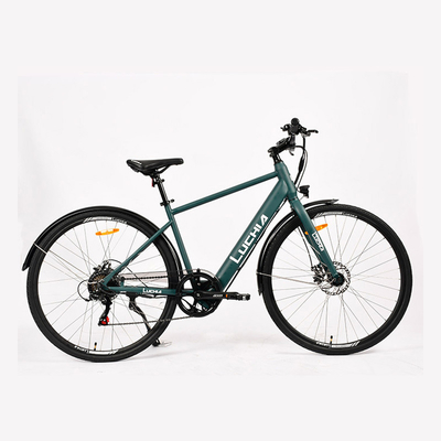 Porta le tue avventure off-road al livello successivo con questa mountain bike elettrica a 18 velocità con batteria da 7 Ah