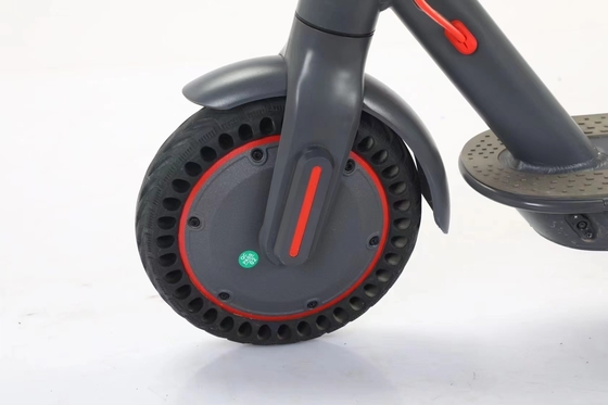 Muovetevi con scooter elettrici da 8 pollici 6-8h Tempo di ricarica Tipo sensore intelligente