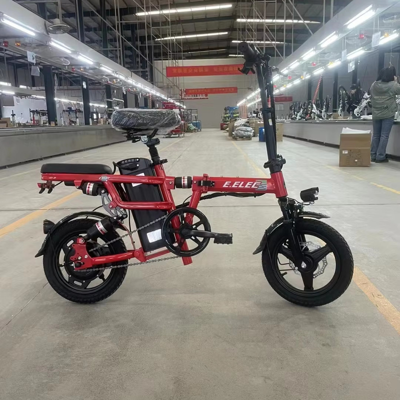 Automobile elettrica da viaggio da 3000 W con guida automatica e tensione a caldo di 48 V
