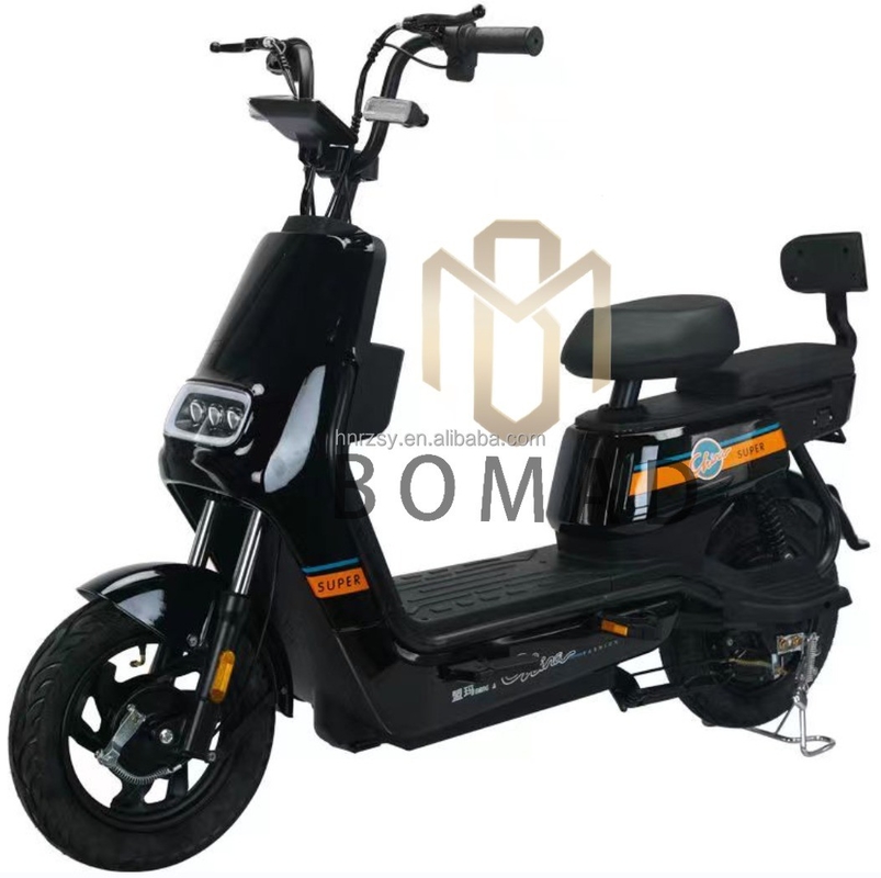 Velocità massima 30-50Km/h Scooter elettrico per adulti 18 velocità ingranaggi diretto